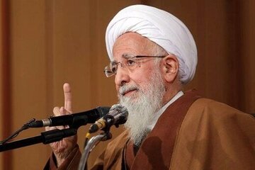 آیت‌الله جوادی آملی: رهبر اگر علی(ع) هم باشد، تا زمانی که مسئولین بی‌‏عرضه و اختلاس نجومی در جامعه باشد، شکست حتمی است