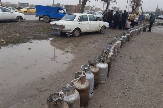 احمدی نژاد تصویب کرد، روحانی متهم شد / شرکت ذخیرهسازی گاز ادغام شد، نه منحل