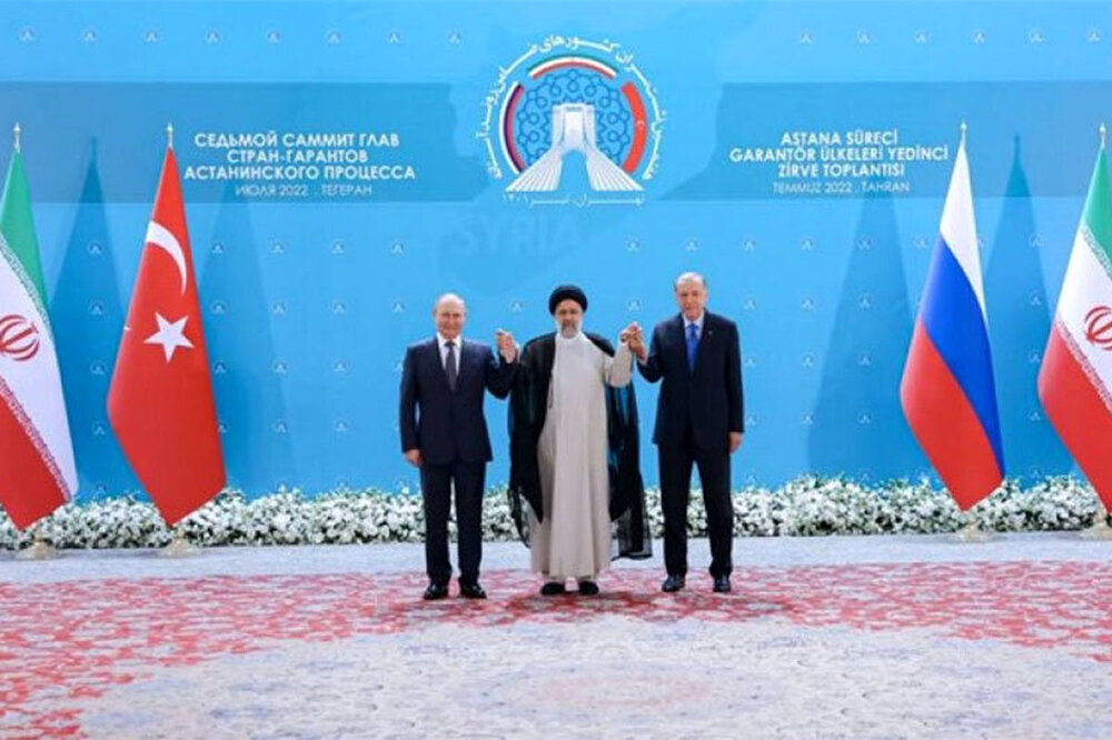 بررسی مسائل منطقه و سفر رئیسی در دستور کار تهران و آنکارا