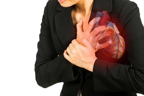 علائم حمله قلبی در زنان / این ۸ علائم را جدی بگیرید