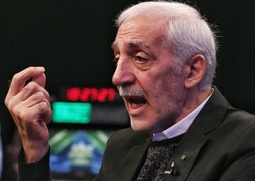 دادکان: مقامات «نالایق»، کشور را با چالش مواجه کرده‌اند/ می‌خواهند با «حرف»، مردم را اقناع کنند / نمی‌توانید مدیریت کنید، بروید، خانه‌هایتان بنشینید 