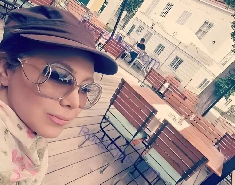 عکس| تصویری جنجالی از بازیگر زن؛ بهنوش بختیاری مهاجرت کرد؟