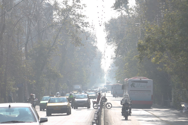 ۲۵ ایستگاه سنجش کیفیت هوای تهران در شرایط «آلوده»/ ۱۸ ایستگاه در وضعیت «قرمز»