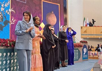 بسیج رسانه های زنجیره ای دولتی برای تاثیرگذار معرفی کردن یک همایش زنانه بی تاثیر/ کیهان: مگر ندیدید نجفی زنش را کشت؟!