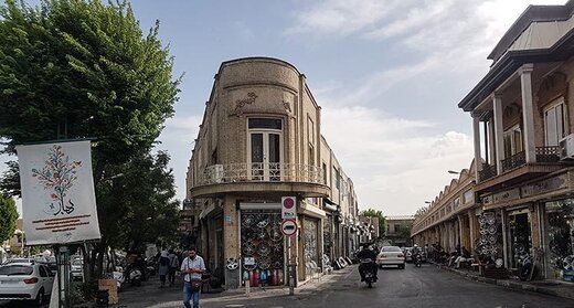 اولین خیابانی که در تهران روشنایی برق داشت؛ از پارکینگ گاری تا کمپانی شورلت در این خیابان قدیمی / عکس