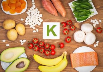 چگونه ویتامین k بدن را تامین کنیم؟