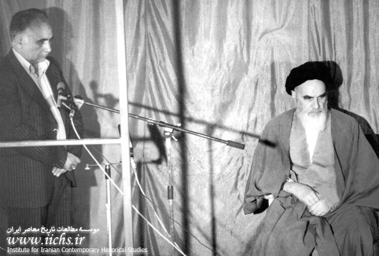 تملق گویی و چاپلوسی ممنوع/ مرور سه دهه انتقاد رهبرانقلاب به خواص