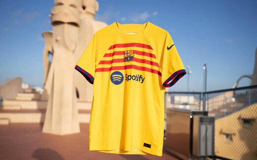 عکس| رونمایی از پیراهن چهارم بارسلونا