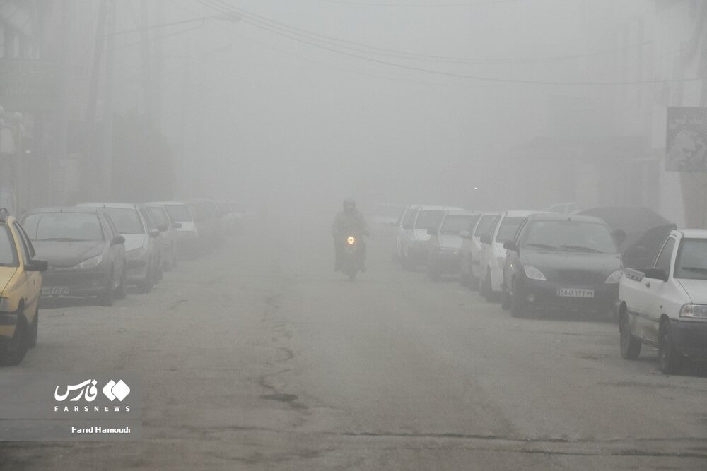 عکس | کاهش دید شدید در این شهر برای چندمین روز متوالی