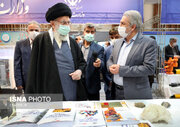 Supreme Leader tours domestic manufacturing show