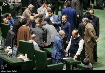 اعلام موضع سخنگوی کمیسیون حقوقی مجلس درباره «مجازات اظهارنظر افراد مشهور» 