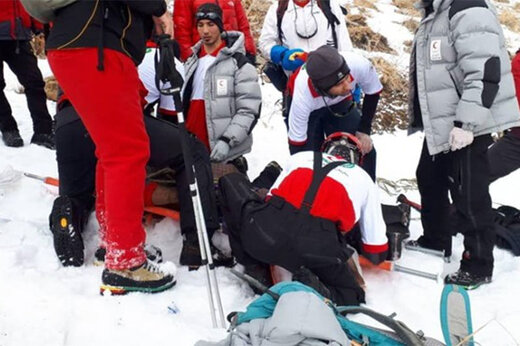 ببینید | نجات ۷ کوهنورد از مرگ در ارتفاعات توچال