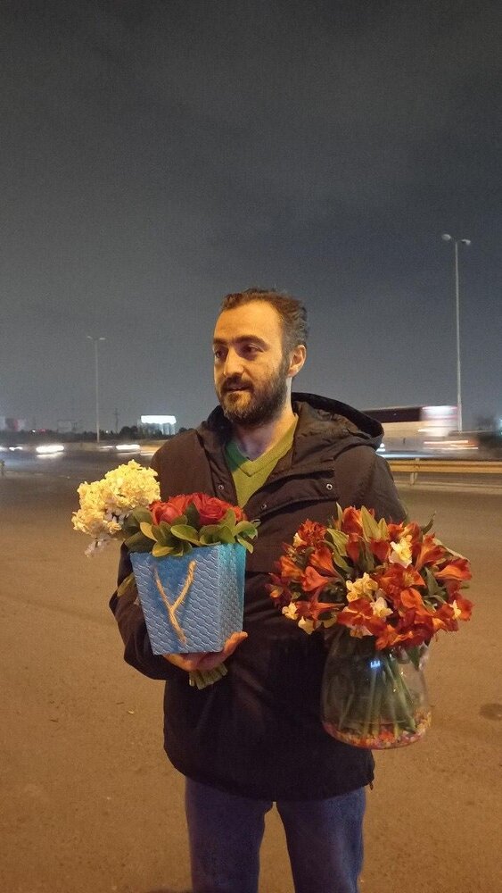مهدی قدیمی، روزنامهنگار، آزاد شد + عکس