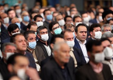 دیدار کارآفرینان، تولیدکنندگان و دانش بنیان‌ها با رهبر انقلاب