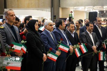 گرامیداشت ورود تاریخی امام خمینی (ره) در فرودگاه مهرآباد
