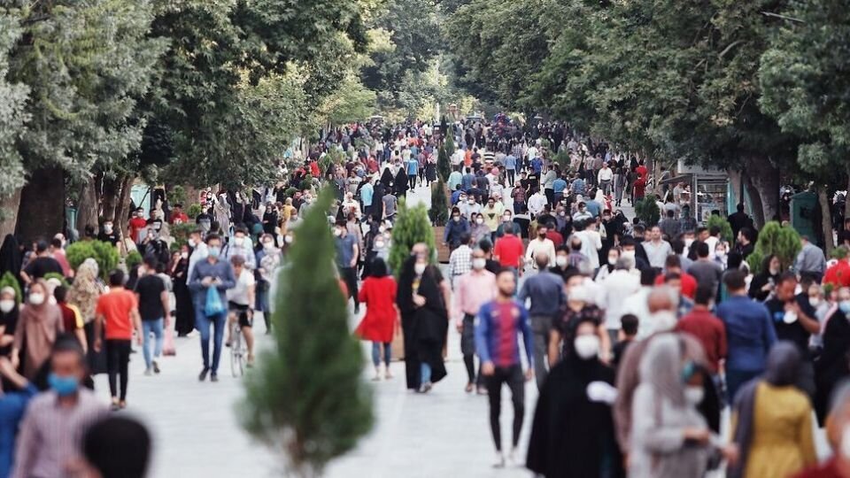 خانیکی: خرجکردنهای پیاپی از دین برای توجیه ضعف شیوه حکمرانی، به باورهای دینی لطمه زده / ایرانیان از وضع موجود، ناراضی و نگران آینده هستند 4