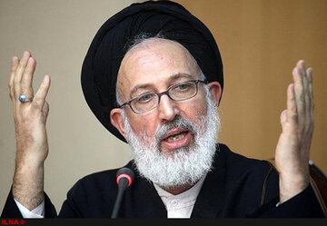 نگرانی جدی آیت‌الله هاشمی رفسنجانی از ترویج خرافات در دولت احمدی‌نژاد