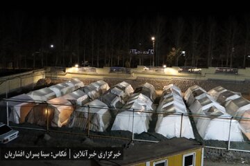 زندگی اضطراری زلزله‌زدگان، اشباع در کمک‌ها، ضعف در مدیریت