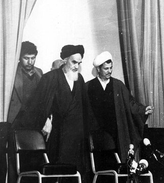 «بازرگان» را چه کسی به امام پیشنهاد داد؟ / ریشههای ظهور و سقوط «دولت موقت» 4