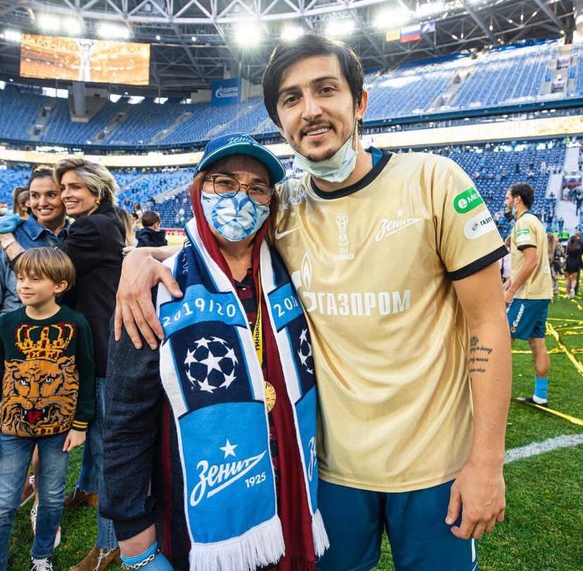 مادر سردار آزمون: مصدوم نداشتیم الان فینالیست بودیم