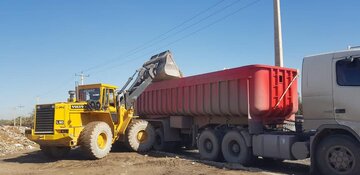 عملیات گسترده پاکسازی و نخاله برداری اراضی در منطقه ۳ اهواز