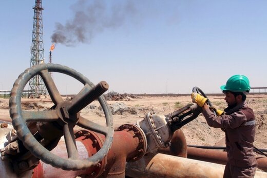 شرکة النفط الايرانية تشارک فی التنقيب عن النفط والغاز في اربع دول مجاورة