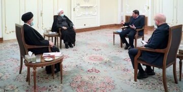 طعنه سنگین نماینده مجلس به حضور مخبر در جلسه «سران قوا» طعنه سنگین نماینده مجلس به حضور مخبر در جلسه «سران قوا»