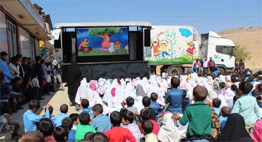 پخش آثار برگزیده جشنواره فیلم فجر برای کودکان زلزله زده خوی
