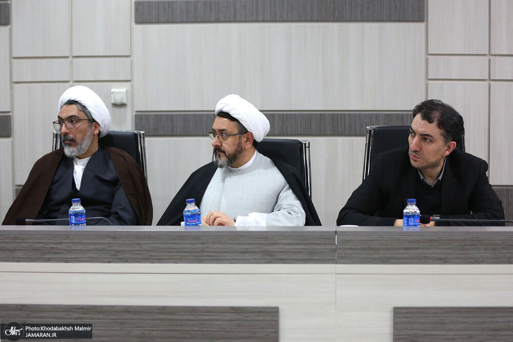 سخنرانی ظریف در نشست تخصصی سیاست و روابط خارجی + عکسها