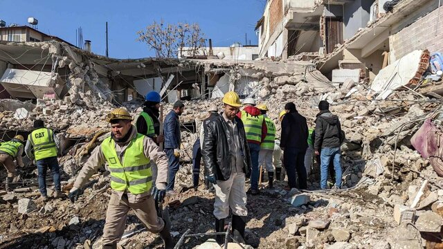تخریب بیش از ۱۲ هزار ساختمان در زلزله ترکیه / «بسیج ساخت مسکن آغاز خواهیم کرد»