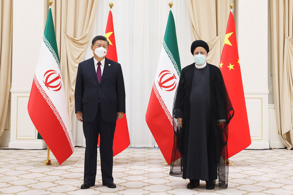 رحیم‌پور: چین حتی با پول خودمان در ایران سرمایه‌گذاری نکرد/ پکن به دنبال روابط راهبردی با تهران نیست