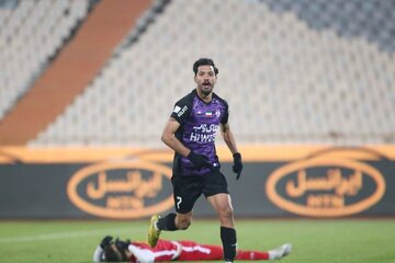عکس | بازیکنی که متخصص زدن گل «مشکوک» به پرسپولیس است!
