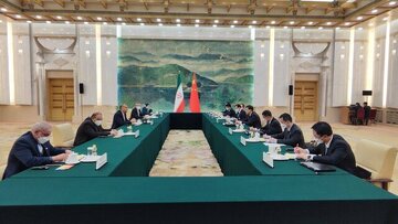 هماهنگی وزارت امور خارجه ایران و چین برای پیگیری اجرایی‌سازی توافقات
