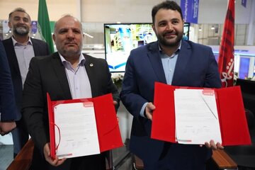 اعلام آمادگی بانک شهر برای مشارکت در پروژه توسعهی پتروشیمی اروند/ PVC2 «اروند» کشور را بی نیاز میکند اعلام آمادگی بانک شهر برای مشارکت در پروژه توسعهی پتروشیمی اروند/ PVC2 «اروند» کشور را بی نیاز میکند