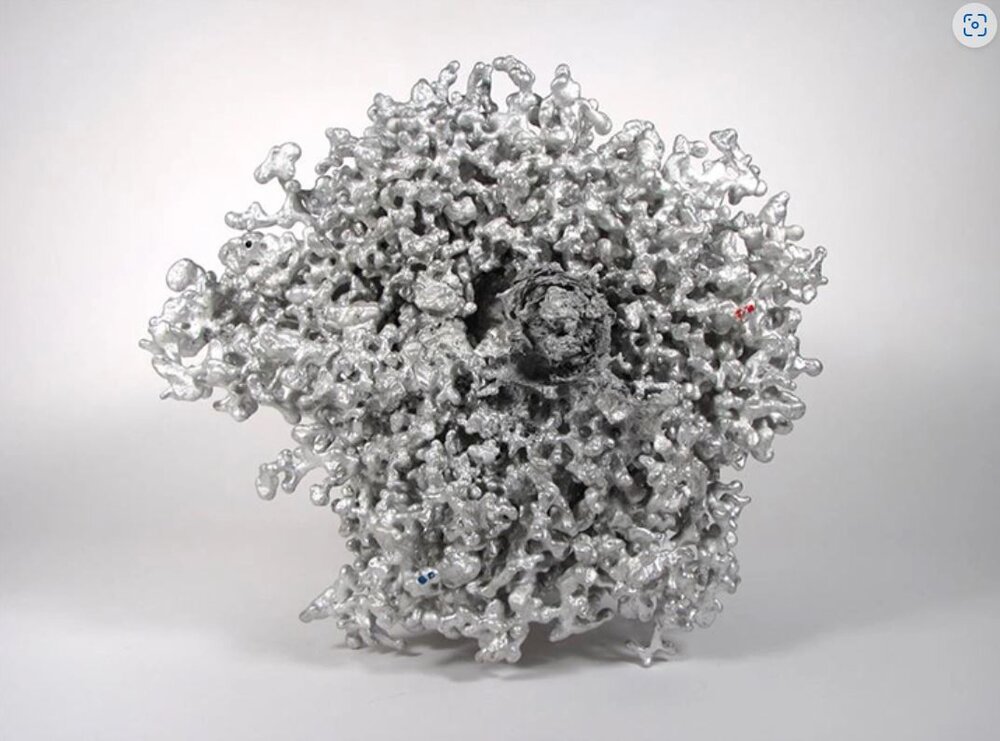 نتیجه باورنکردنی ریختن فلز مذاب در لانه مورچههای آتشین / عکس