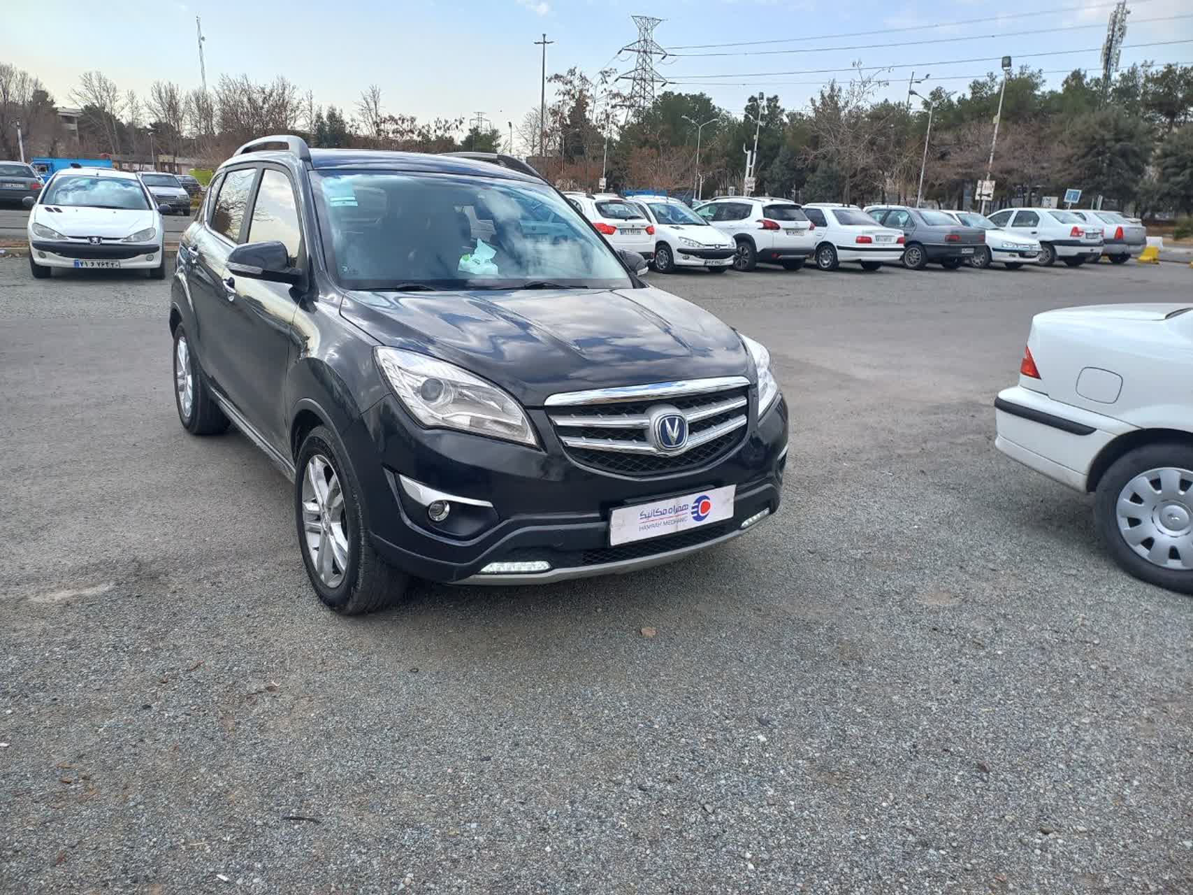 فقط با ۵۰۰ میلیون تومان این شاسیبلند جذاب را بخرید