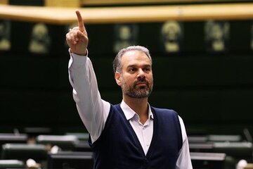 صداوسیما به دلیل اقبال مردم از «فیلیمو» توجه کند  