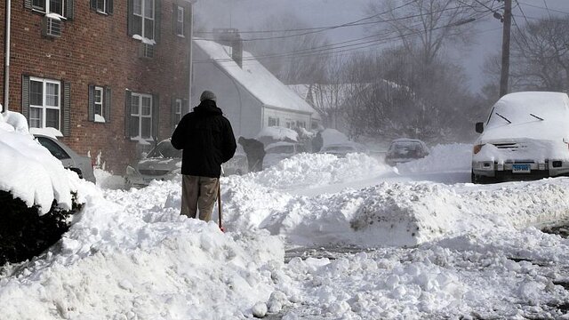 صدها هزار نفر درگیر توفان‌های شدید زمستانی در آمریکا