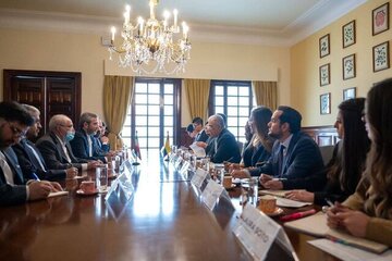 رایزنی‌های باقری کنی در کلمبیا