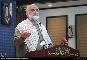 سردار نقدی: قلب و ذهن تعدادی از مردم اسیر تفکرات دشمن در حجاب شده است / امام امروز ما وعده پیروزی در این خرمشهر اشغالی را دادهاند  سردار نقدی: قلب و ذهن تعدادی از مردم اسیر تفکرات دشمن در حجاب شده است / امام امروز ما وعده پیروزی در این خرمشهر اشغالی را دادهاند