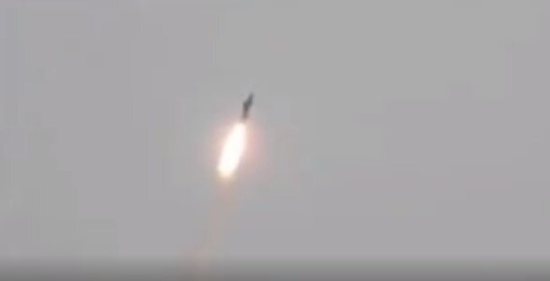 رونمایی از «پاوه» جدیدترین موشک کروز ایران با برد ۱۶۵۰ کیلومتر/ سردار حاجی‌زاده به اروپا اخطار داد + تصویر