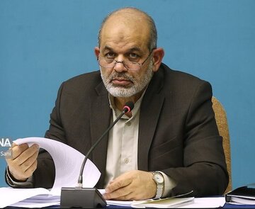  وزیر کشور: خودم از بازار خرید می‌کنم / نرخ رشد تورم، «خیلی کاهش» پیدا کرده /  اتفاقات اخیر  در بحث ارز را «توطئه» می‌دانیم