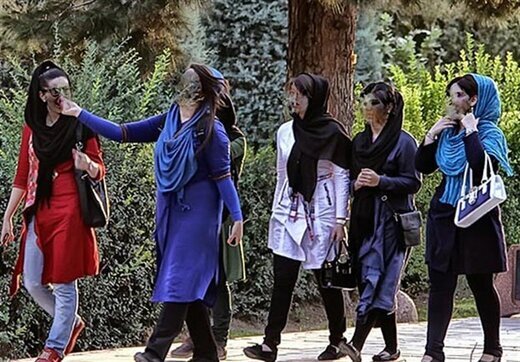 پلیس، خانمهای معتقد به حجاب را با دوربین سراغ برهنه ها و هرزه ها بفرستد تا ارشادشان کنند؛ برخورد فیزیکی هم نکنند پلیس، خانمهای معتقد به حجاب را با دوربین سراغ برهنه ها و هرزه ها بفرستد تا ارشادشان کنند؛ برخورد فیزیکی هم نکنند