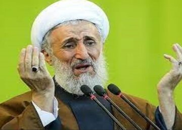 امام جمعه تهران: دختران و زنان کشف حجابکننده «پررو» و «بیحیا» هستند / پدر و مادرشان جلوی اینها که خود را در معرض هوسبازان میگذارند، بگیرند