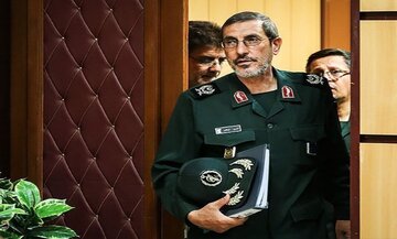 با تایید رهبر انقلاب رخ داد/  «ارتقای درجه» یک فرمانده سپاه به «سرتیپی»