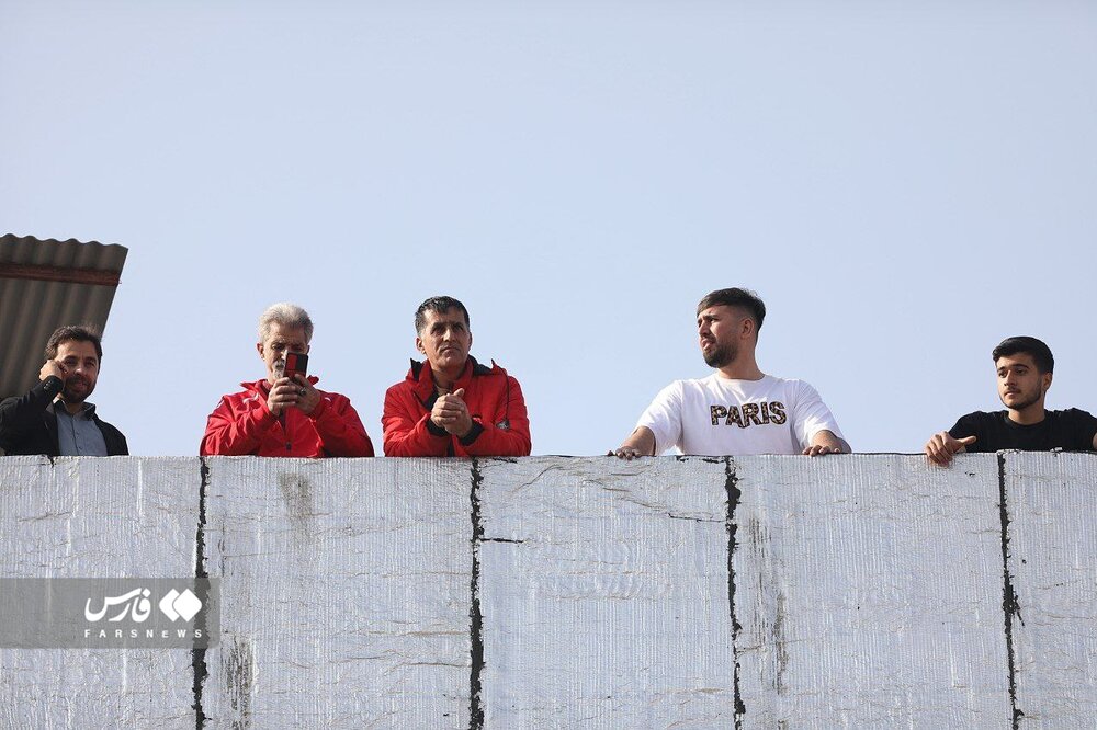 عکس| زنان تماشاگر بازی نساجی و استقلال