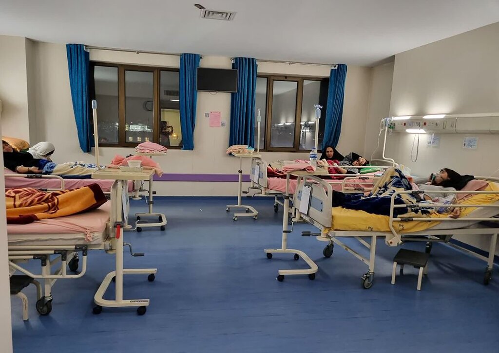 هنوز علت اصلی مسمومیت دانشآموزان مشخص نیست / مهلت یک هفتهای مجلس به وزارتخانهها برای بررسی دقیق ابعاد ماجرا 2
