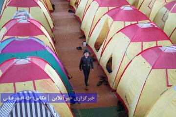 یک ماه پس از زمین‌لرزه شدید خوی