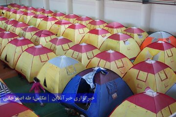 یک ماه پس از زمین‌لرزه شدید خوی
