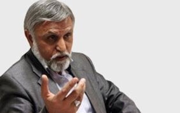 رئوفیان: انتخاب آذر منصوری به ریاست جبهه اصلاحات، گویای رویکرد «تقابلی» اصلاح‌طلبان در انتخابات است
